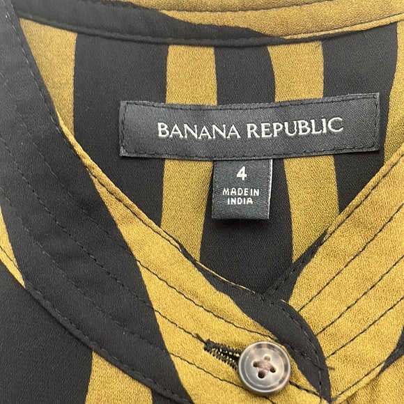 Banana Republic Button Down Utility Dress Shirt size 4 - Picture 5 of 12